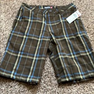 Quicksilver Mens Shorts. Size 28 NWT
